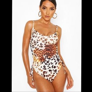 Boohoo ombré ruched swimsuit